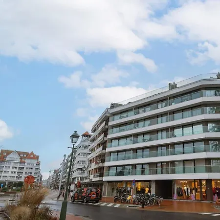 Апартаменты Huswell - Modern With Terraces And Parking