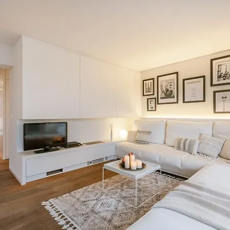 Апартаменты Huswell - Modern With Terraces And Parking *